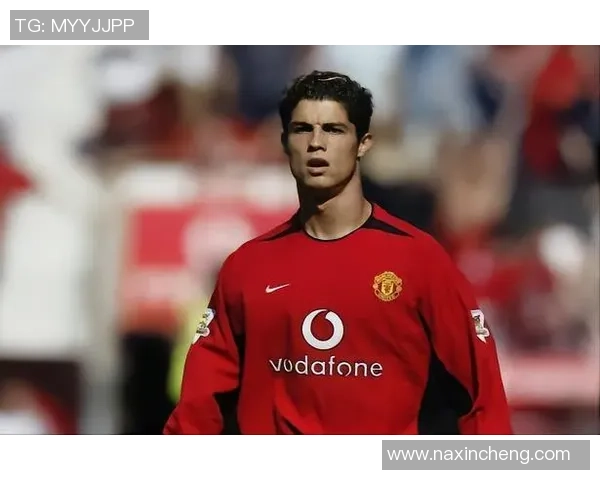 足球明星背后的泪水故事揭示了他们的坚韧与脆弱情感之旅